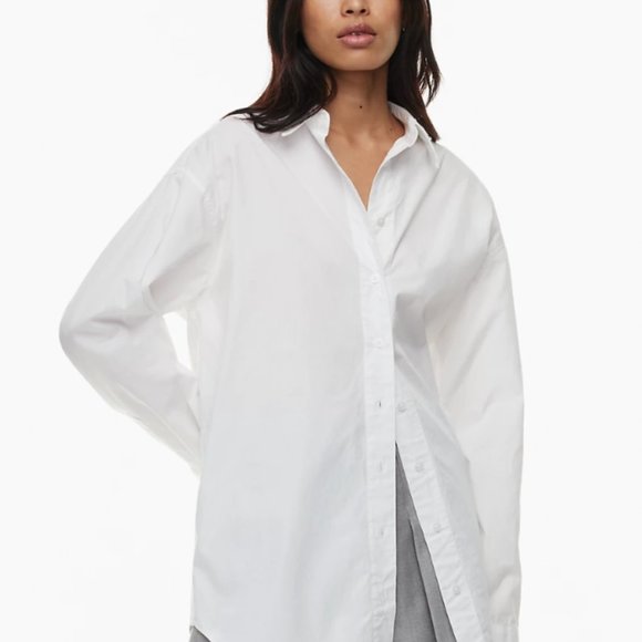 Community / Aritzia Button Up - Picture 1 of 2